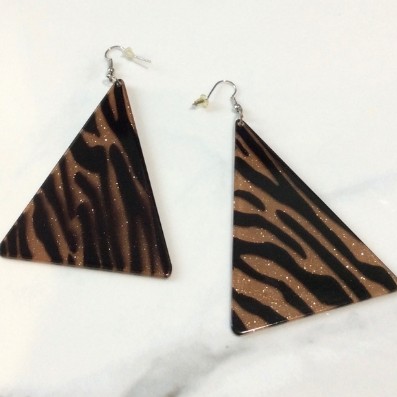 Statement Dangle Drop Earrings Large Triangle Tiger Stripes Acrylic Pierced Earr - Picture 2 of 6